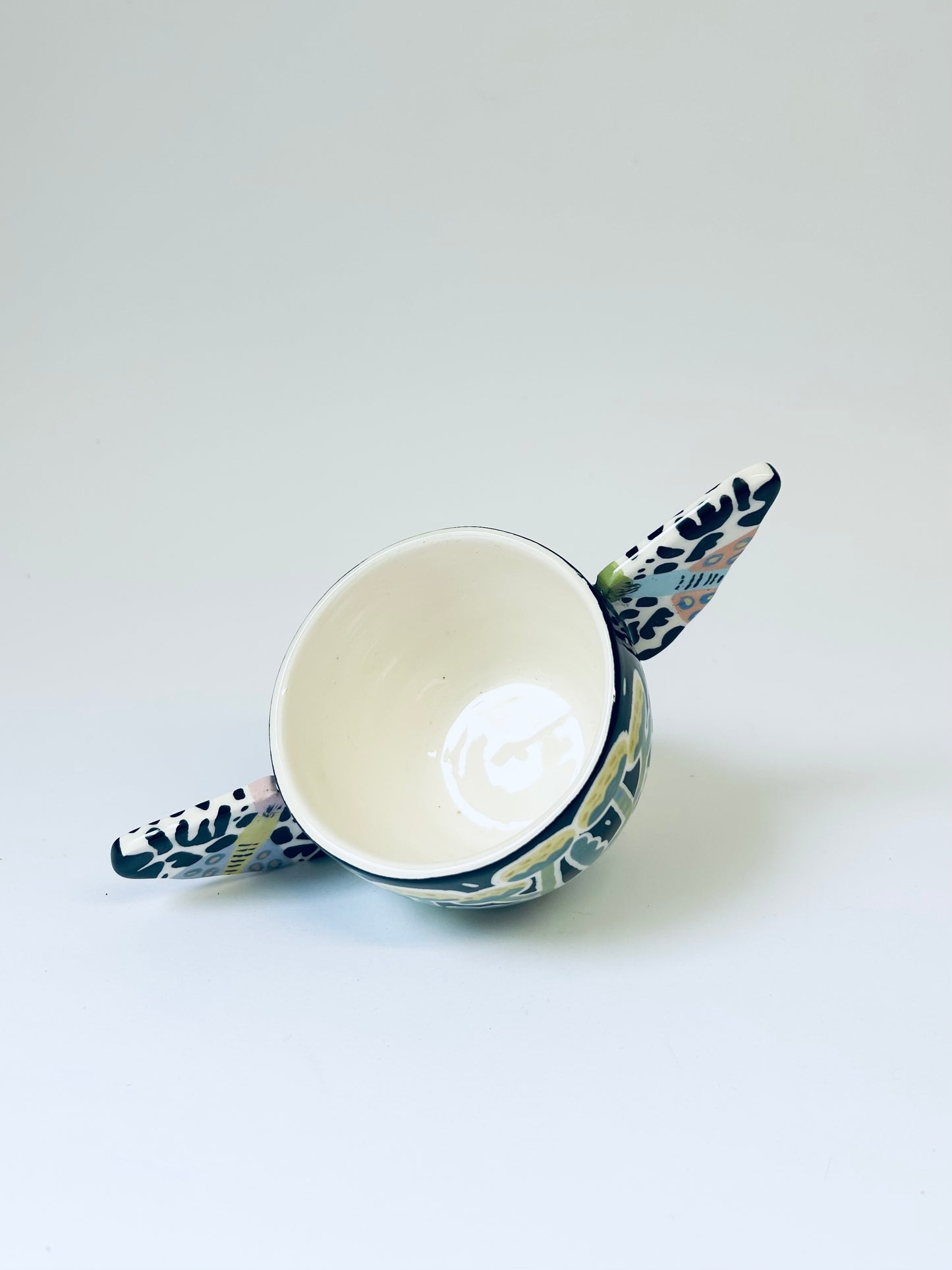 Moths & Flora Vessel