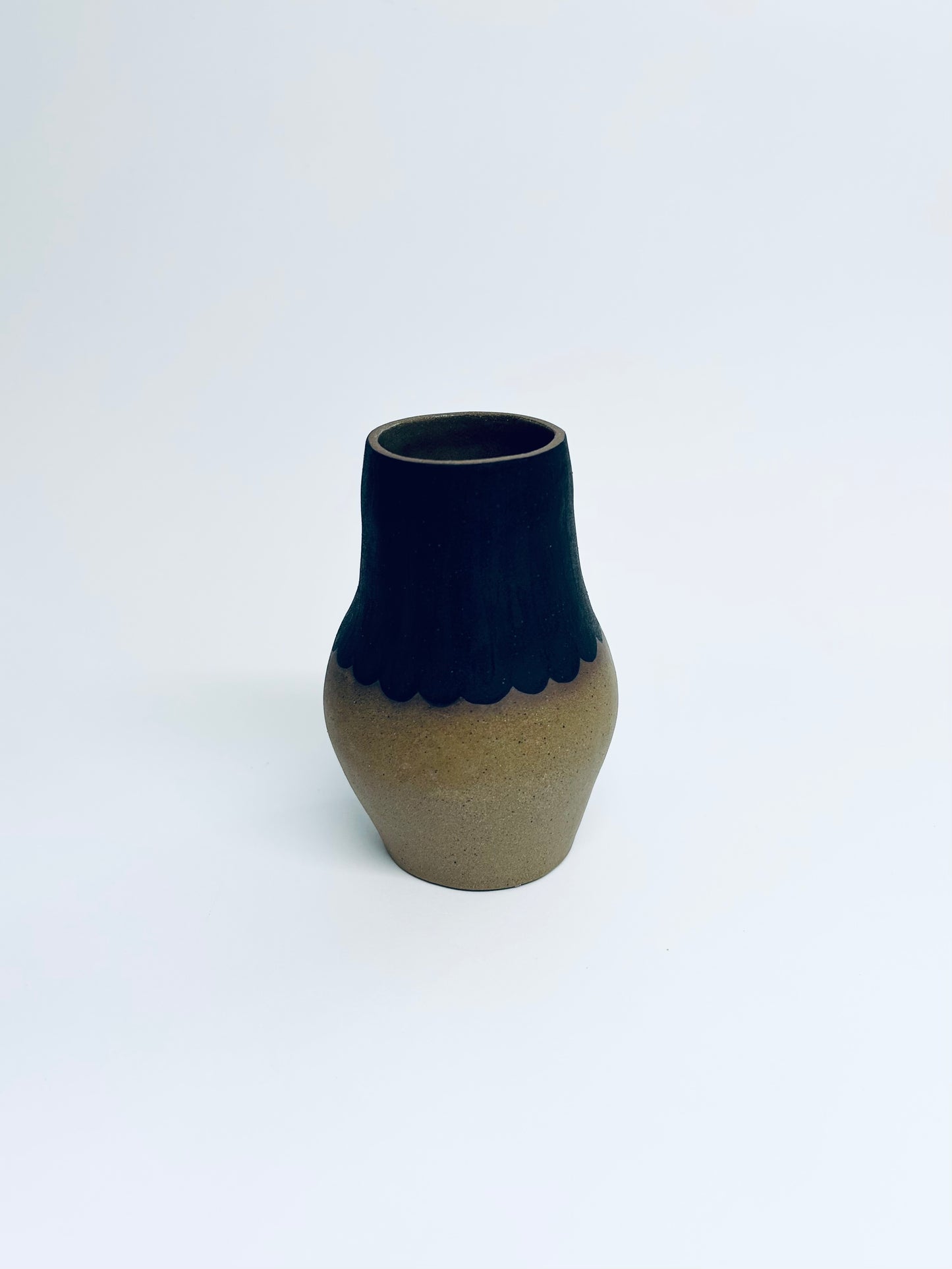 Small Lady Vase Brown