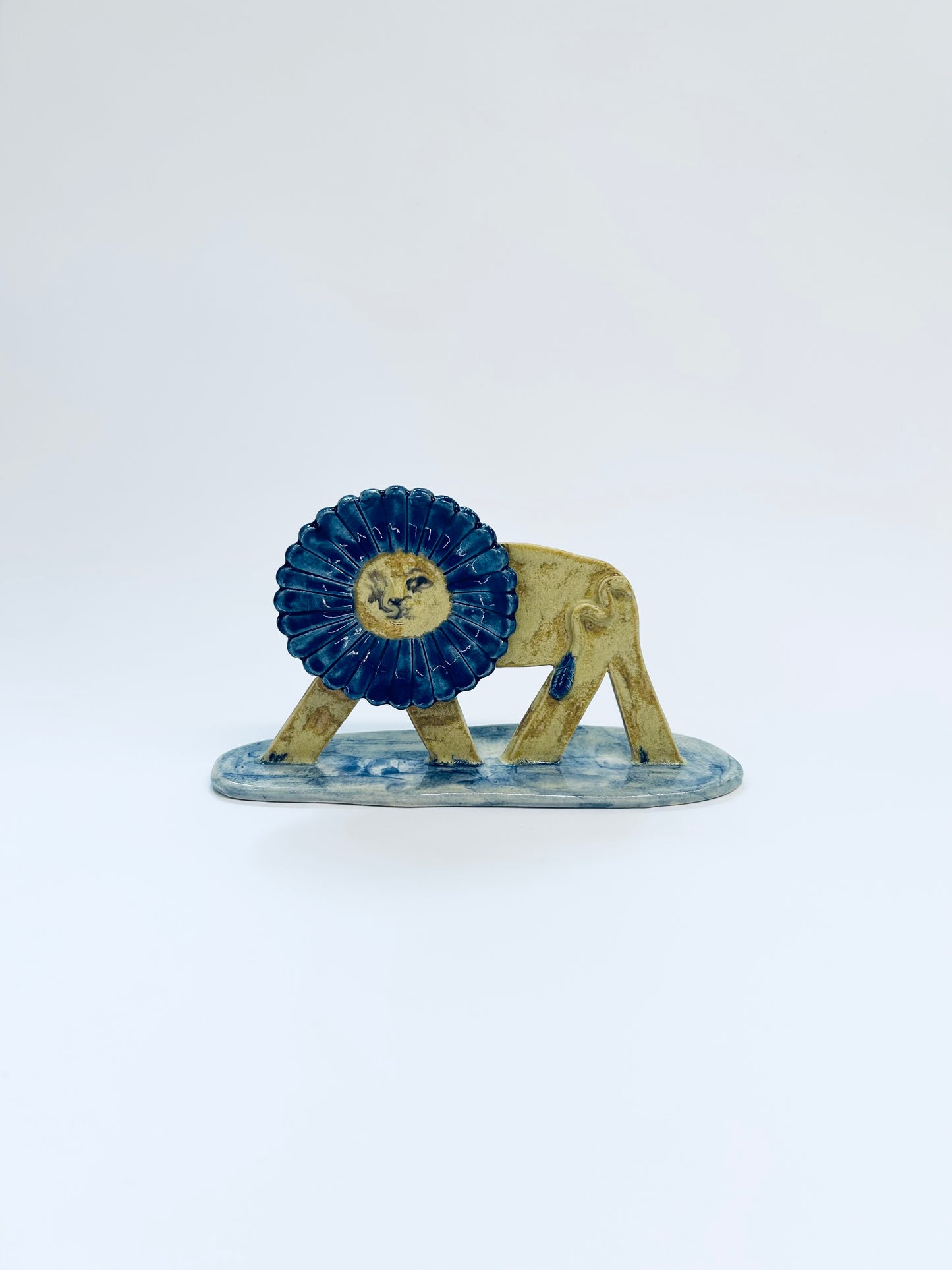 Lion sculpture
