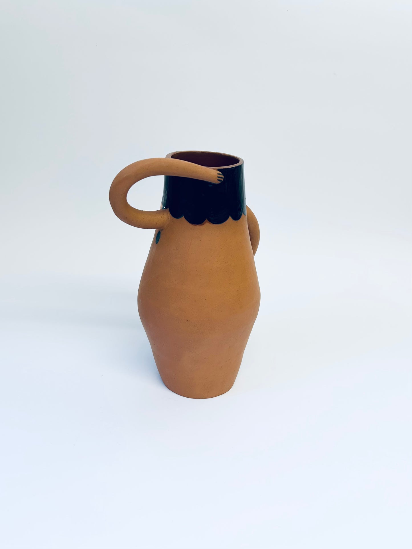 Large Lady Vase Terracotta