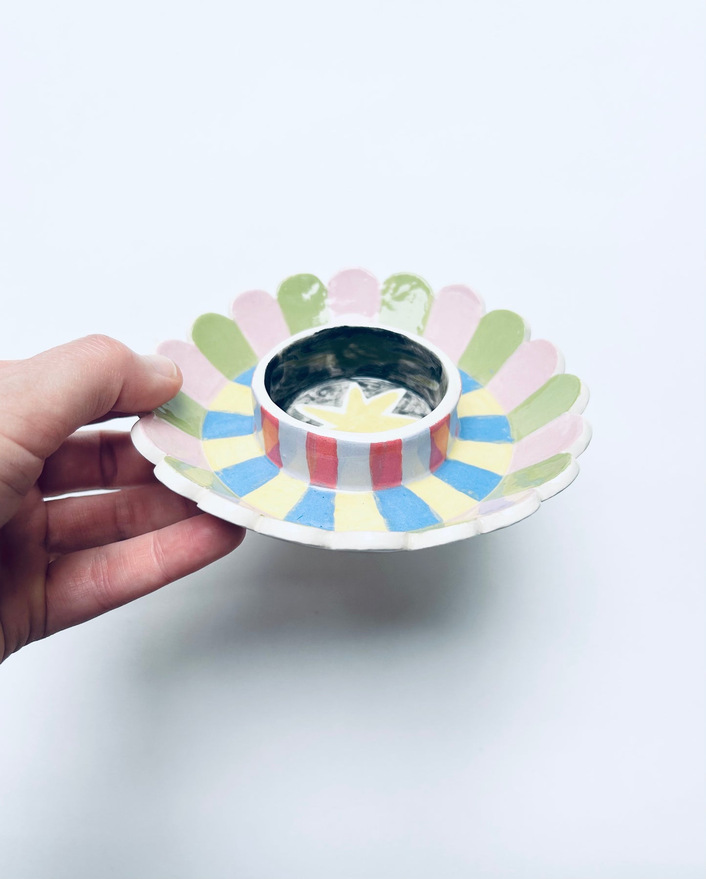 Tea light holder