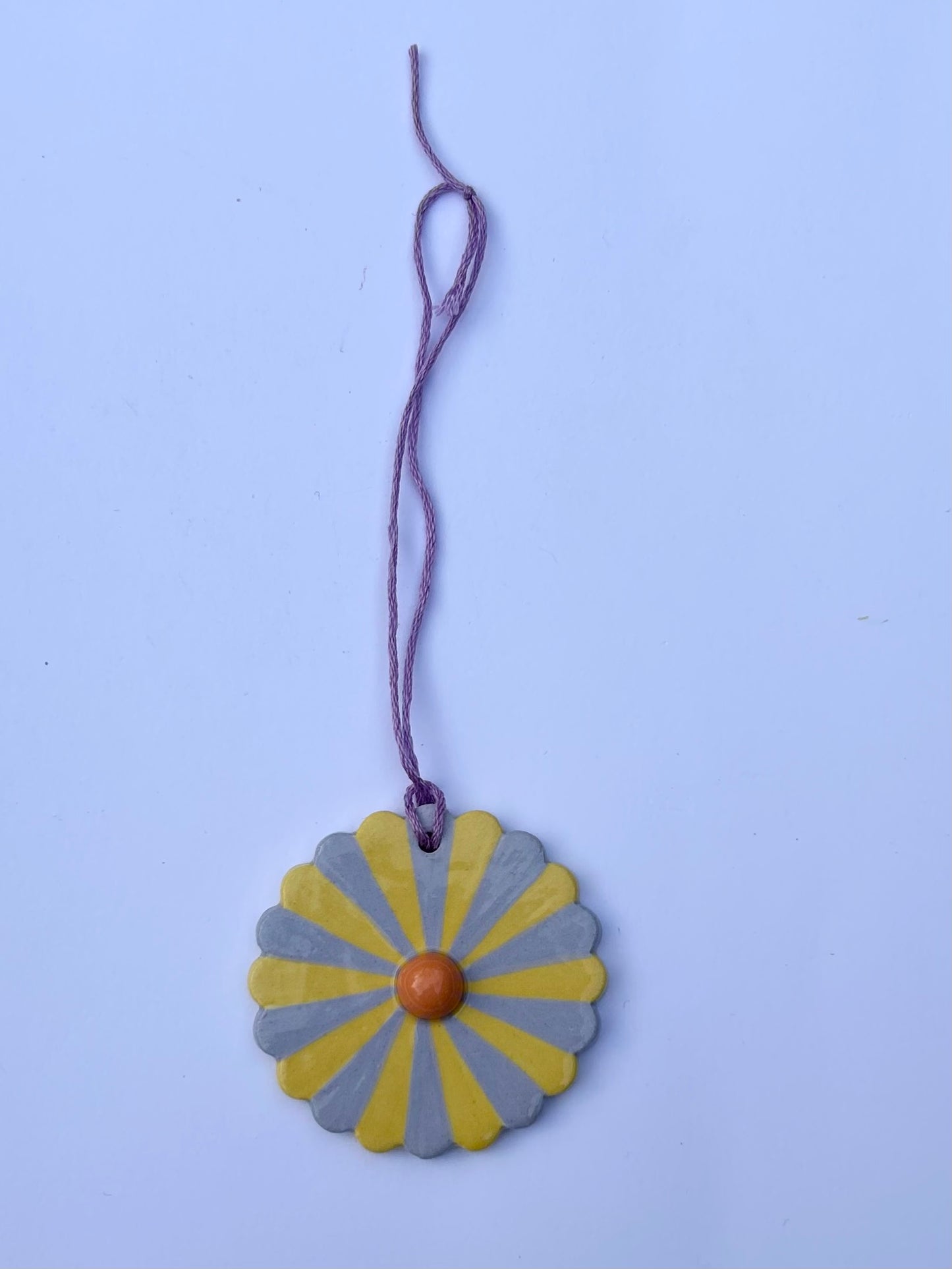 Small Rainbow Flower Decoration