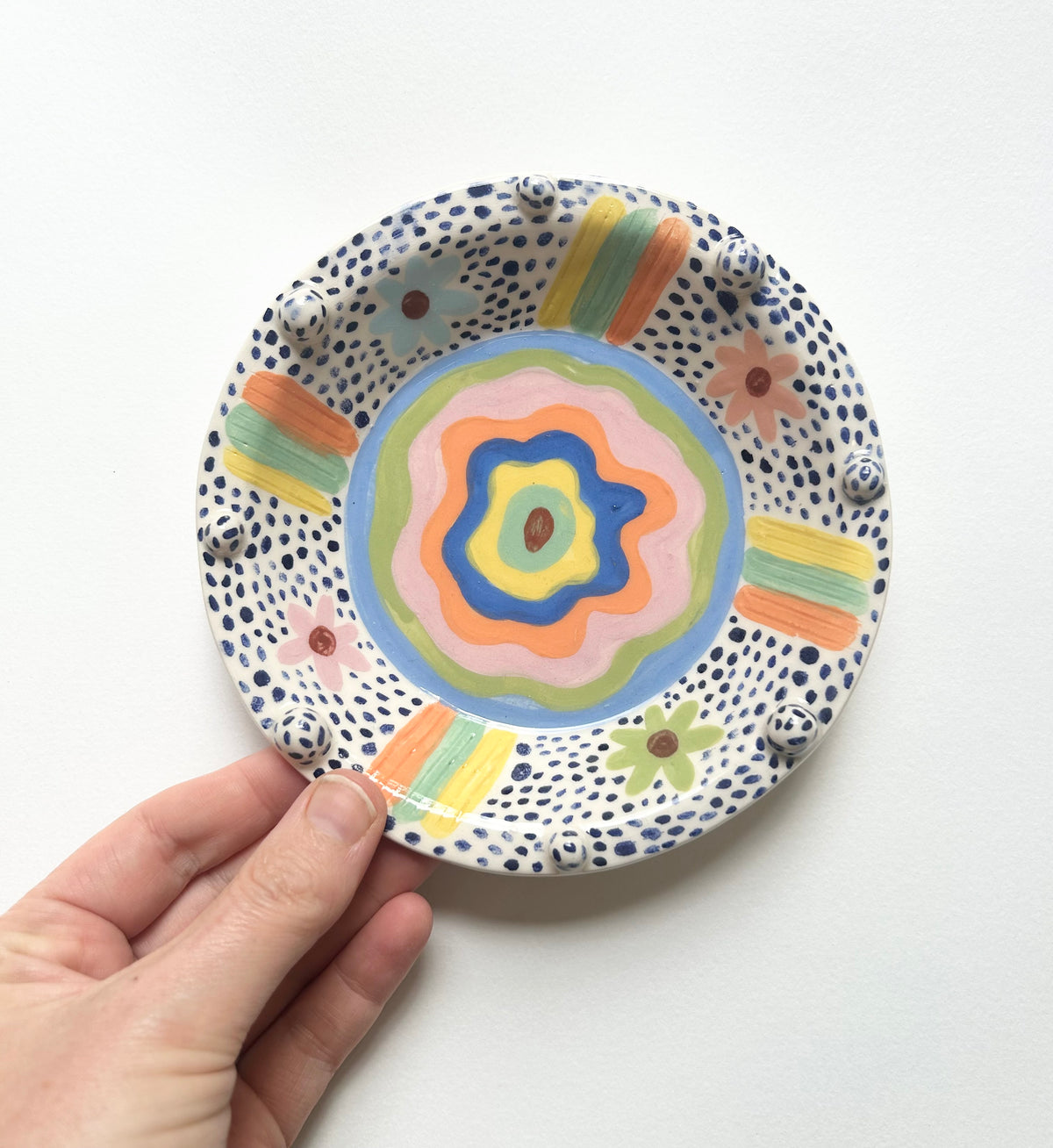 Dizzy Dotty Dish
