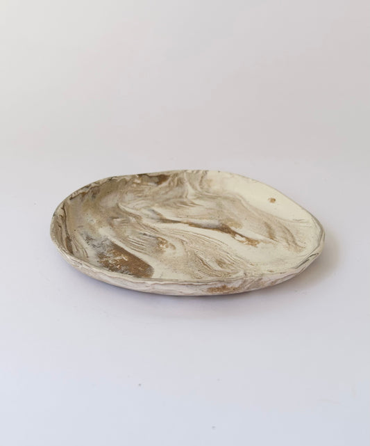 Marbled dish