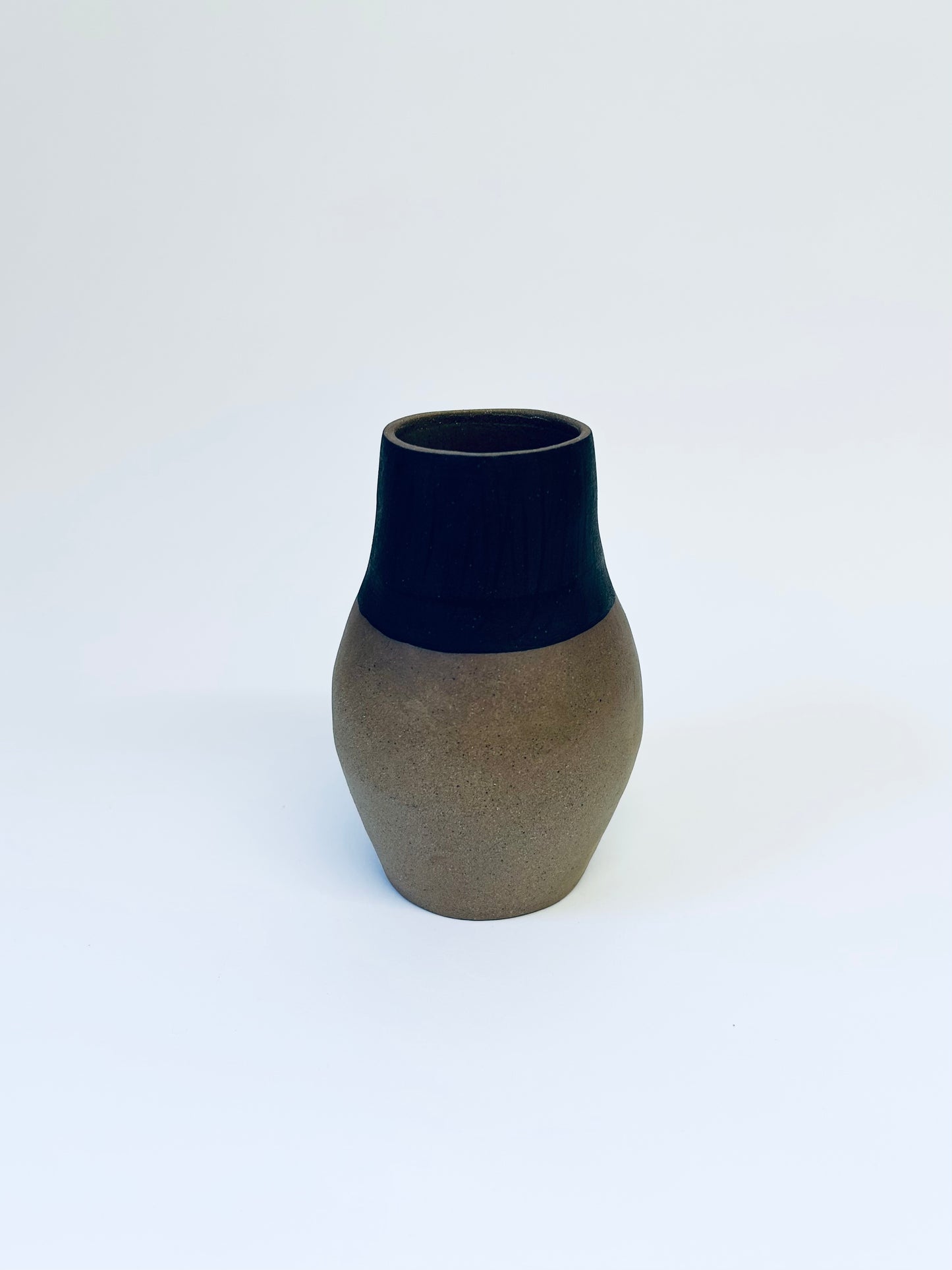 Small Lady Vase Brown