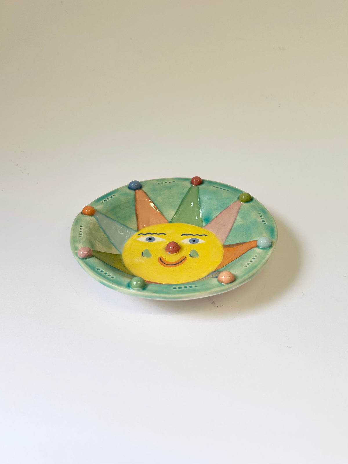 Happy Sun Dish