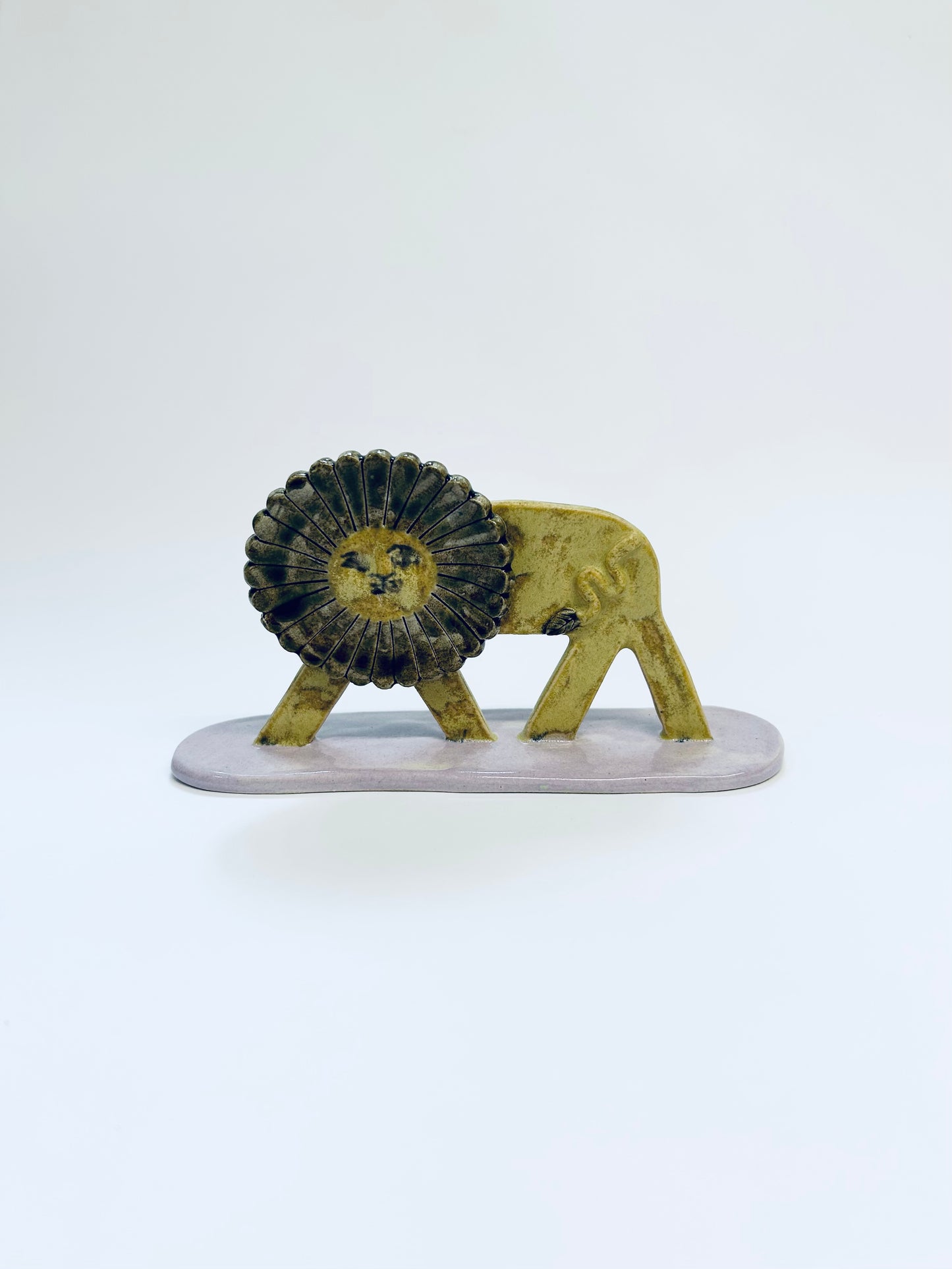 Lion sculpture