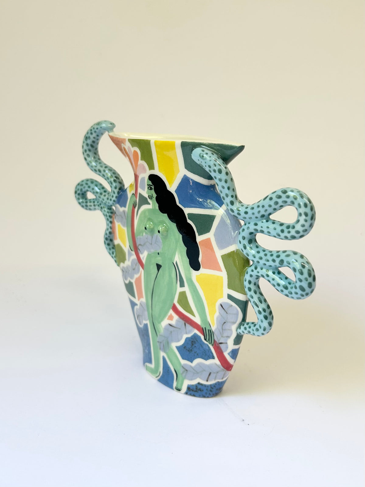 Flower Girl Snake Vase