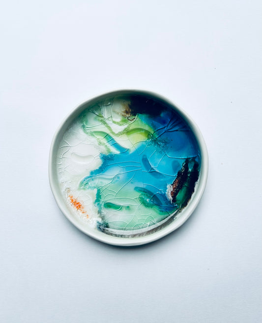 Glassy dish