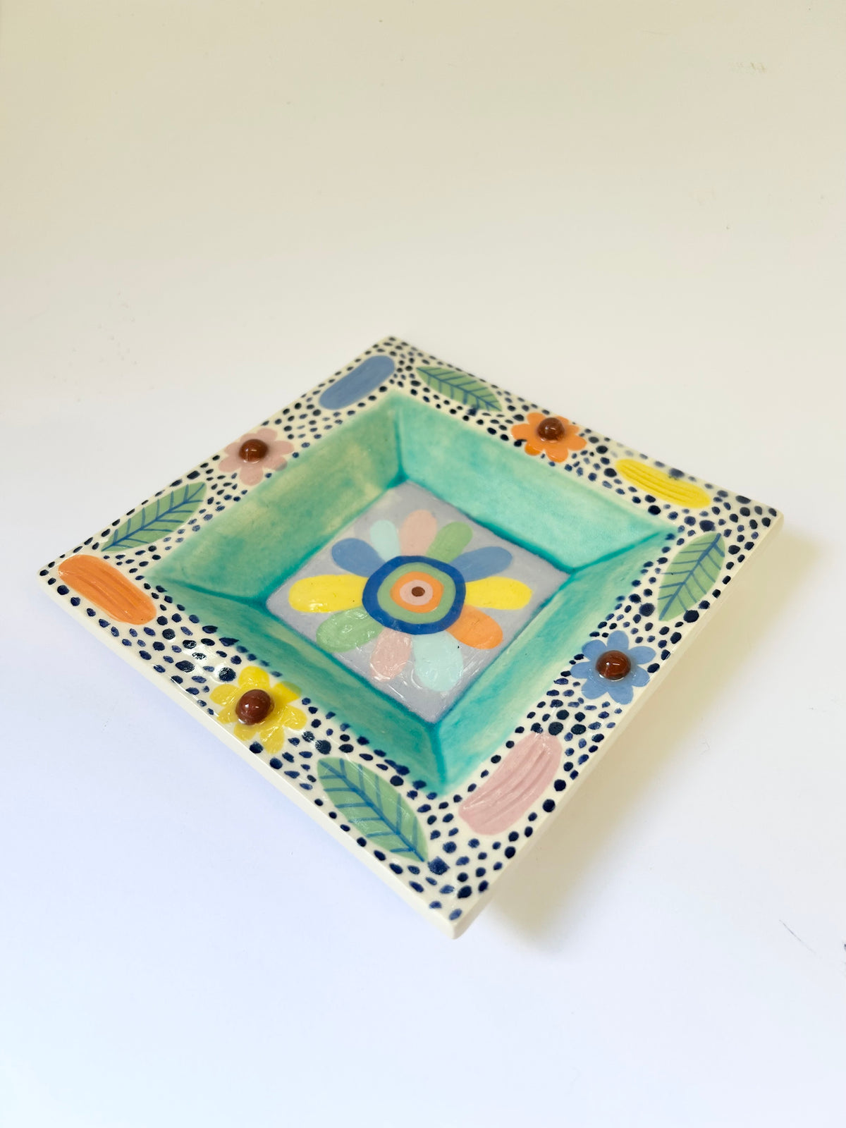 Dotty Flower Dish