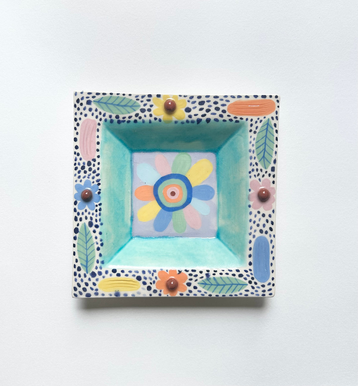 Dotty Flower Dish