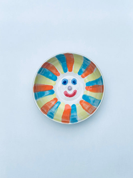 Colourful face dish